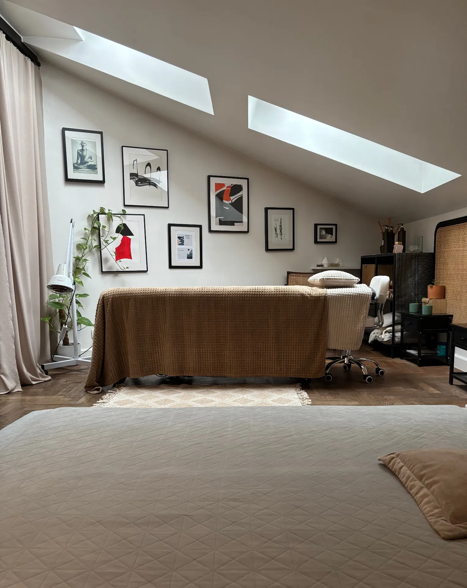 Massage therapy room at Body Kind Studio, Mikołajska 11, Krakow Old Town